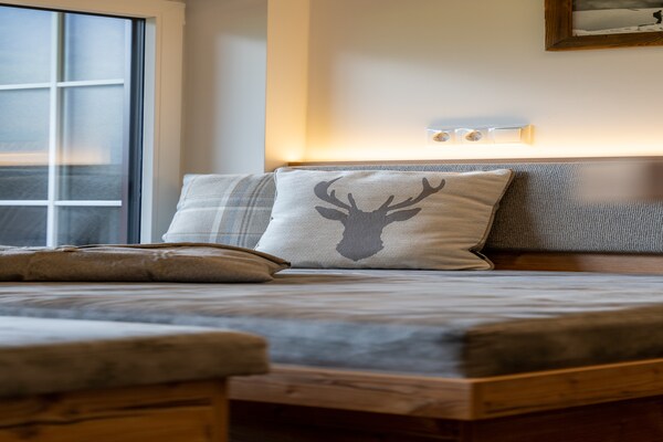 Foto van Vakantiehuis in Neukirchen met Bergzicht - Vakantiehuis in Neukirchen - ExteriorSummer