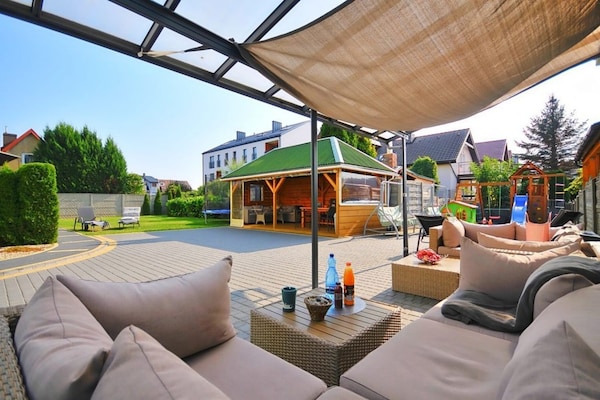 Foto van 3-kamerappartement met balkon, dichtbij het strand - Outdoor