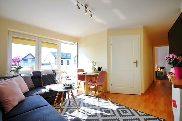 Foto van Comfortabel vakantieappartement vlakbij het strand - LivingRoom