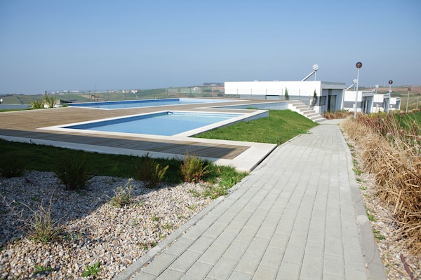 Foto van Villa in Portugal met Zeezicht & Zwembad - Vakantiehuis in Lourinhã - PoolOfHouse