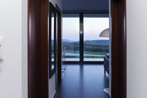 Foto van Villa in Portugal met Zeezicht & Zwembad - Vakantiehuis in Lourinhã - Landing