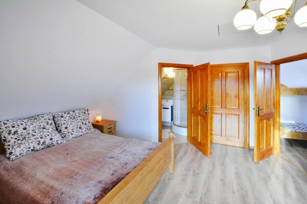 Foto van Comfortabel vakantiehuis op het platteland - Vakantiehuis in Wierzchowo - BedRoom