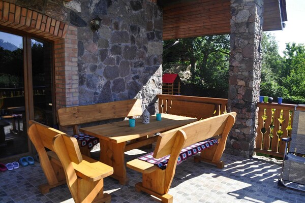 Foto van Comfortabel vakantiehuis op het platteland - Vakantiehuis in Wierzchowo - terrace