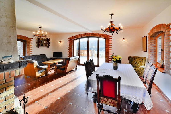 Foto van Comfortabel vakantiehuis op het platteland - Vakantiehuis in Wierzchowo - DiningRoom